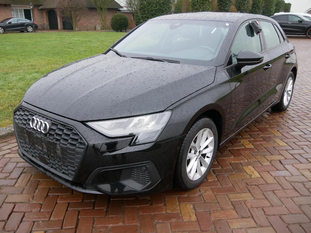 Audi A3 Sportback 35 TDI Business AUT NAVI * 12999 NETTO * 1, 1998 cc, Stof, Gebruikt, Zwart