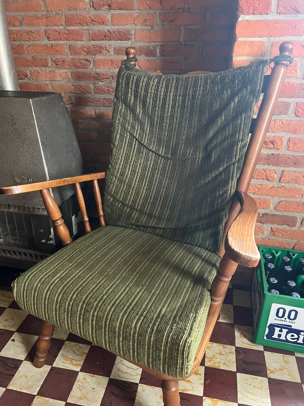 Set van 2 houten leunstoelen met groene ribstof, Ophalen