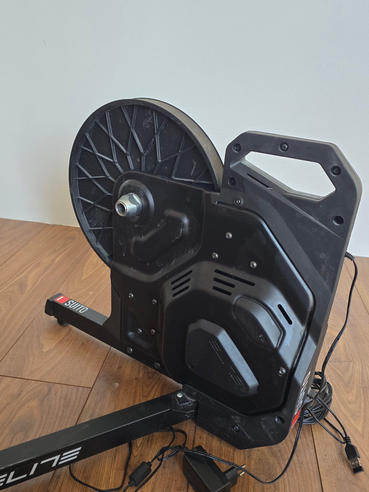 Elite Suito Direct Drive Smart Fietstrainer, Sport en Fitness, Wielrennen, Ophalen, Overige typen