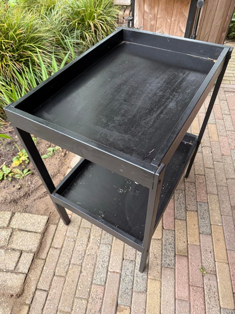 Ikea Sniglar bijzettafel - zwart geschilderd, Ophalen, Gebruikt, 55 tot 75 cm, 60 cm of meer