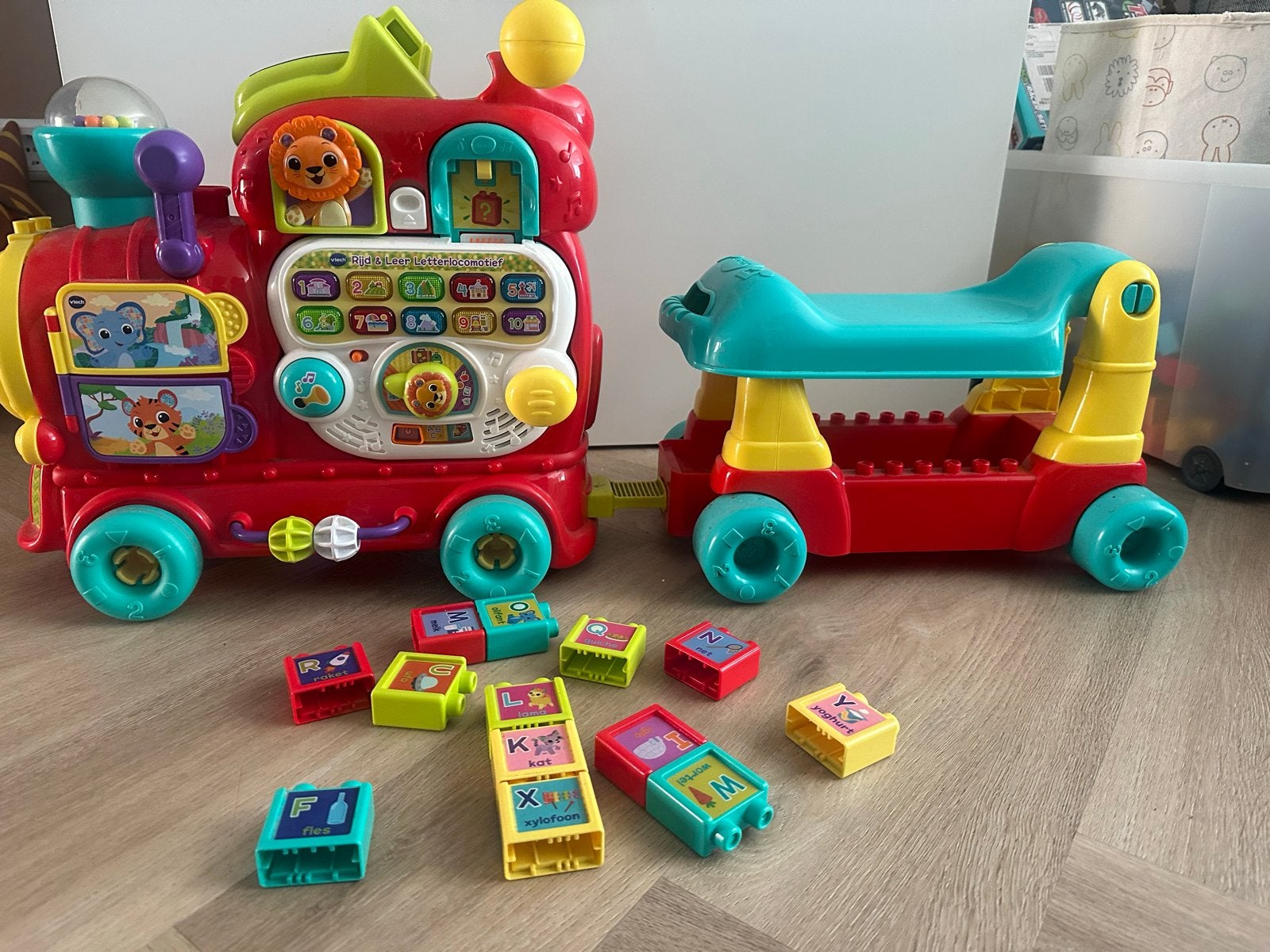 VTech Baby Speeltrein met Loopwagen en Blokken, Ophalen, Zo goed als nieuw, Overige typen, Met geluid