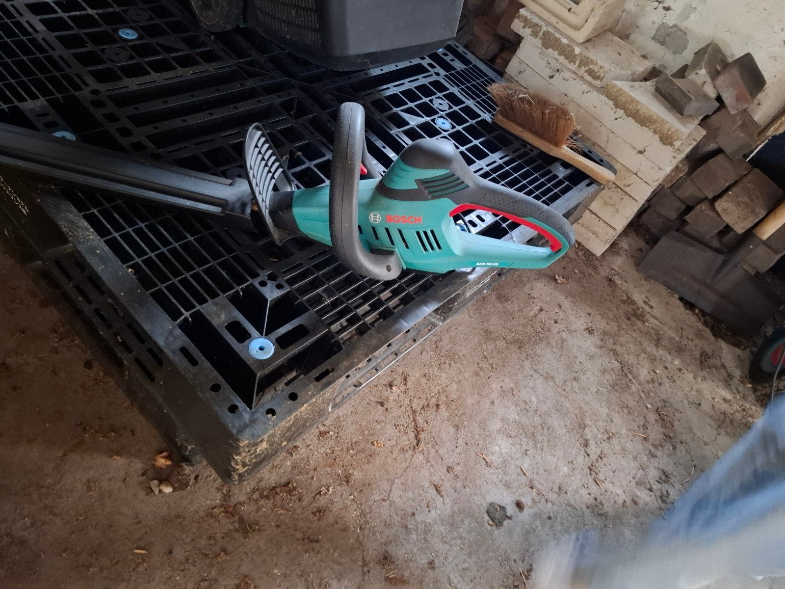 Bosch AHS 50-26 Heggenschaar - Elektrisch, Tuin en Terras, Ophalen, Zo goed als nieuw, Elektrisch, Bosch