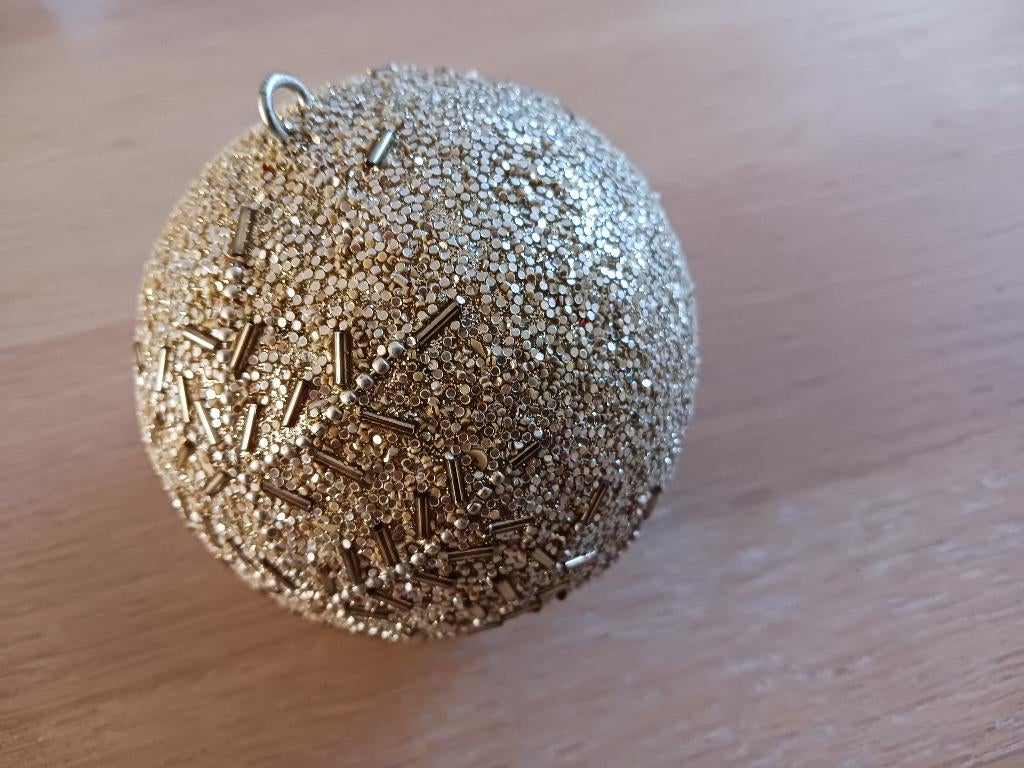 Grote kerstbal goud, Diversen, Kerst, Ophalen of Verzenden