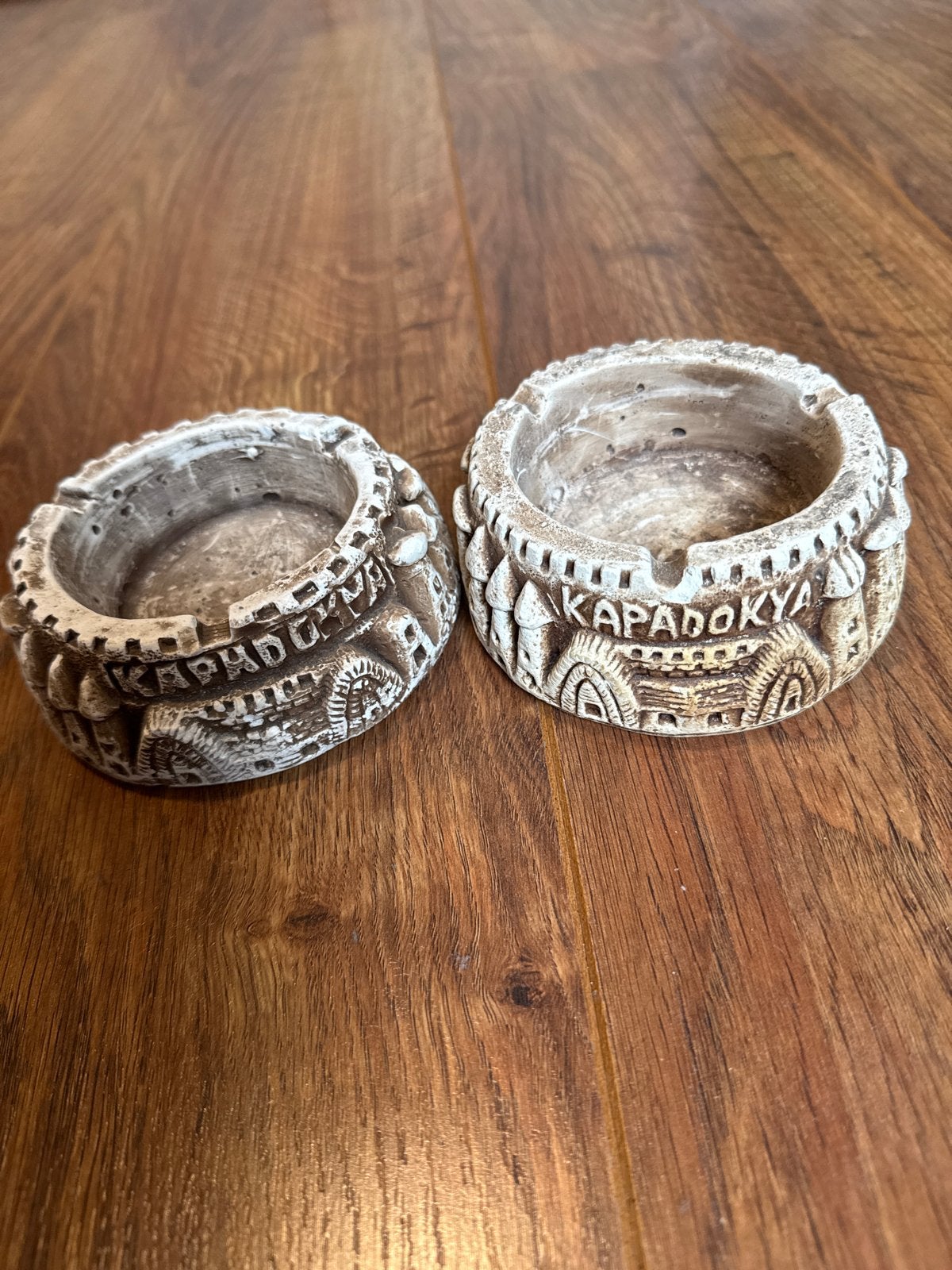 Set van 2 handgemaakte asbakken uit Kapadokya, nieuw, Verzamelen, Ophalen of Verzenden, Nieuw, Asbak