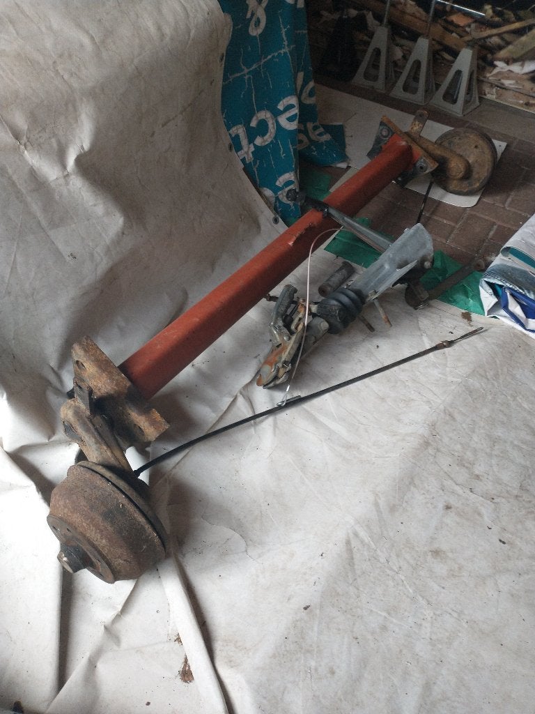 As voor aanhanger inclusief oplooprem, 3 velgen en 2 banden, Ophalen, Gebruikt
