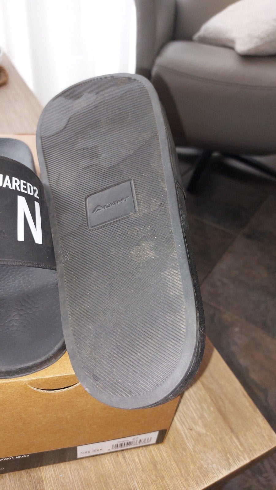 Zeer Nette Badslippers van Dsquared2, Ophalen of Verzenden, Zo goed als nieuw, Zwart