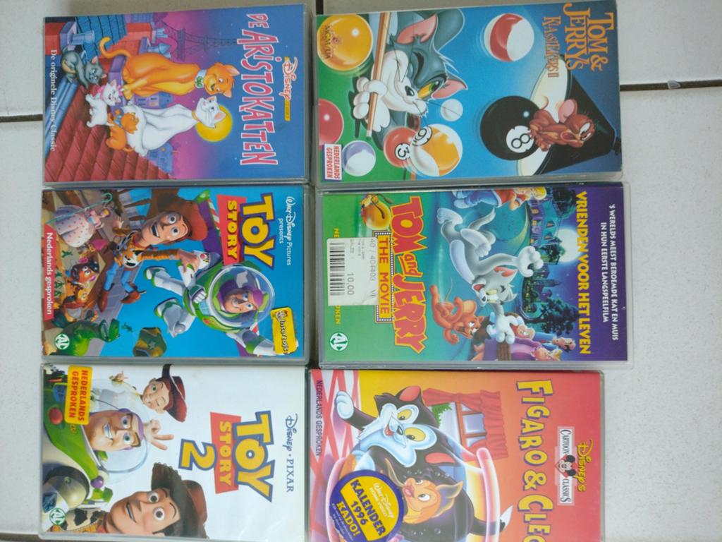 Disney & Tom & Jerry VHS Collectie 6 Banden, Gebruikt, Tekenfilm, Boxset, Ophalen of Verzenden