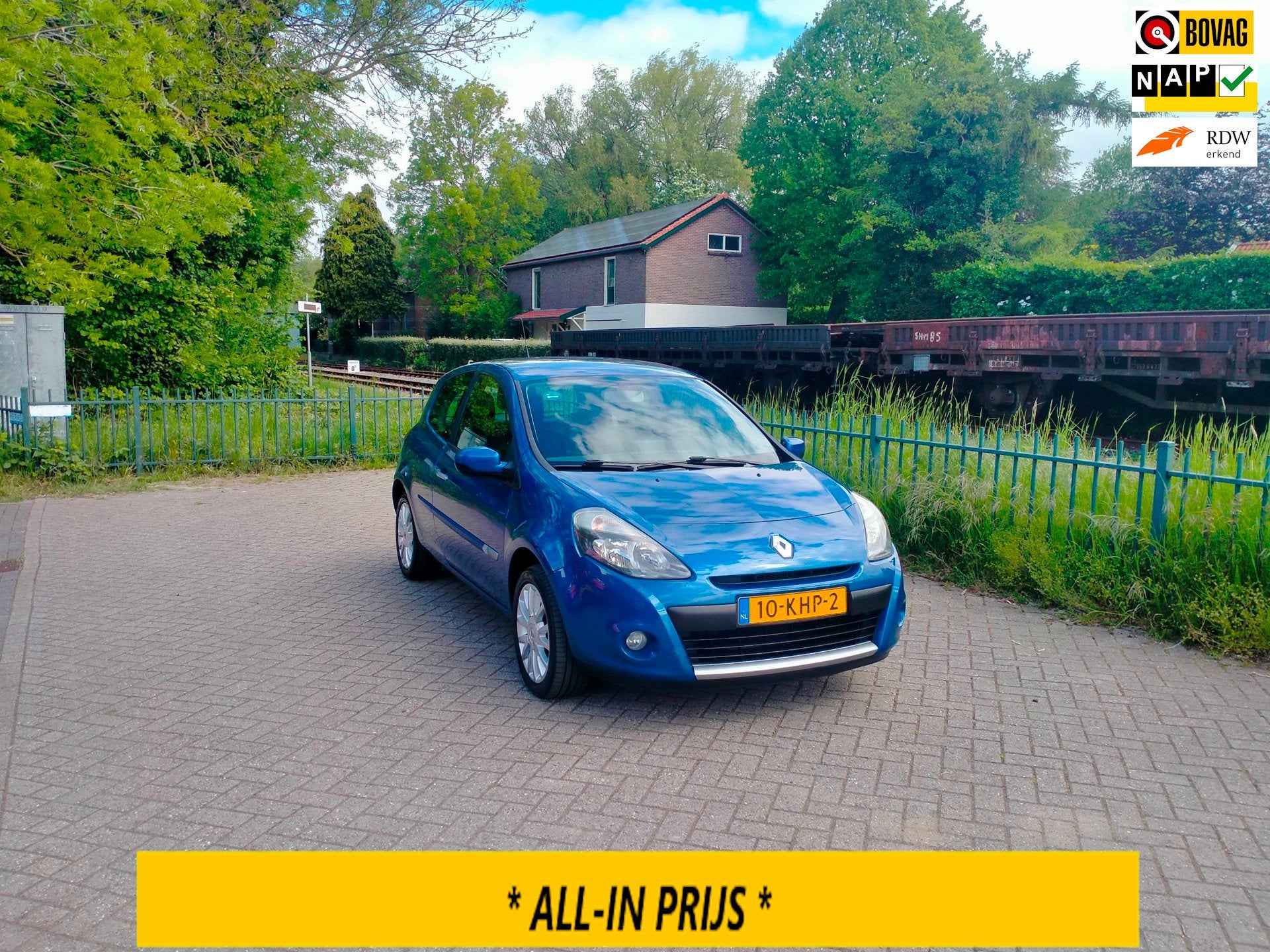 Renault Clio 1.6 Dynamique airco navi cruise trekhaak ALLINP, Auto's, Renault, Voorwielaandrijving, Gebruikt, Zwart, 4 cilinders
