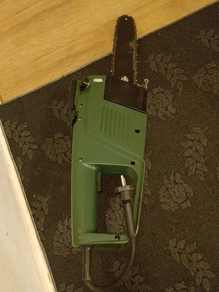 Black & Decker elektrische kettingzaag - Gebruikt, Tuin en Terras, Ophalen of Verzenden, Gebruikt, Boomzaag, Black & Decker