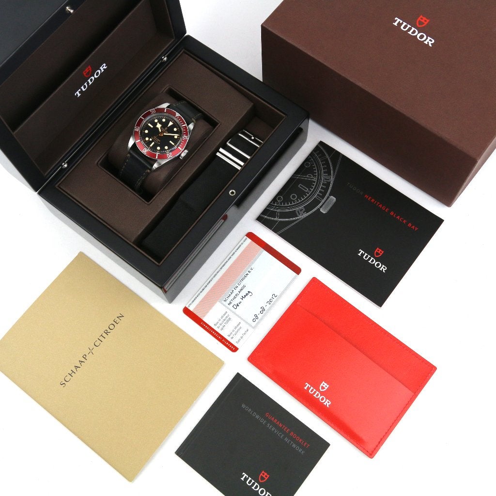 Tudor Black Bay Red 41 (Zeer goed/ 2012), Overige merken, Leer, Staal, Polshorloge