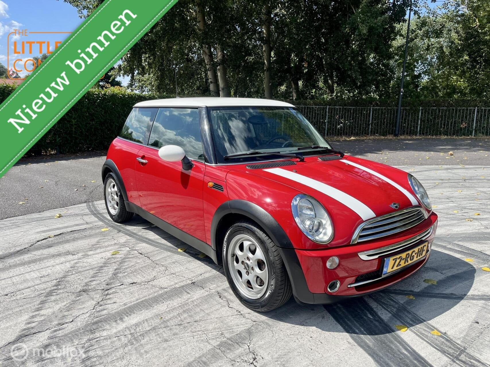 Mini Cooper in zeer mooie staat! 119000km, Auto's, Voorwielaandrijving, Stof, Gebruikt, Zwart