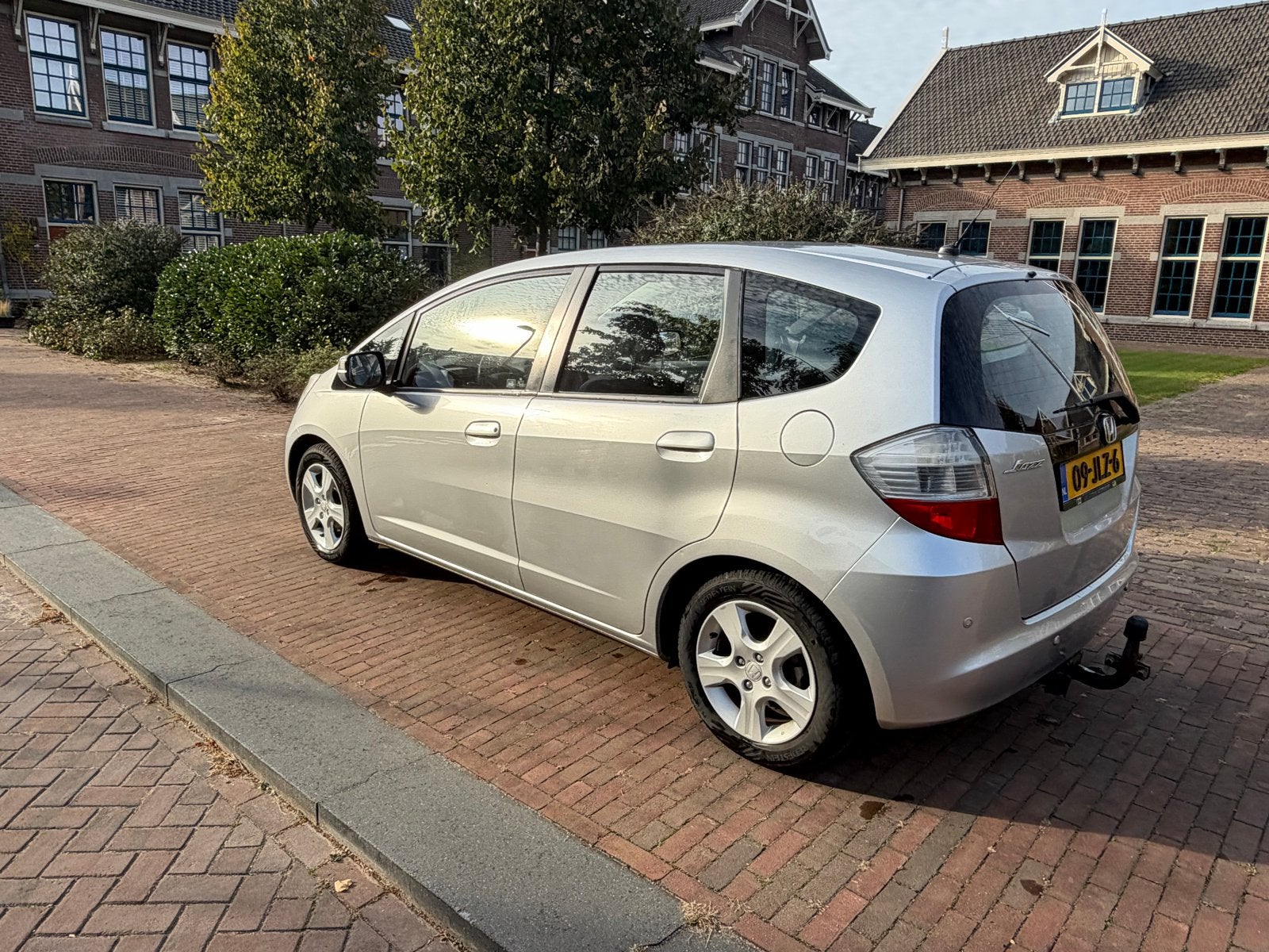 Foto 17 van Honda Jazz 1.4 AUT 2009 Grijs