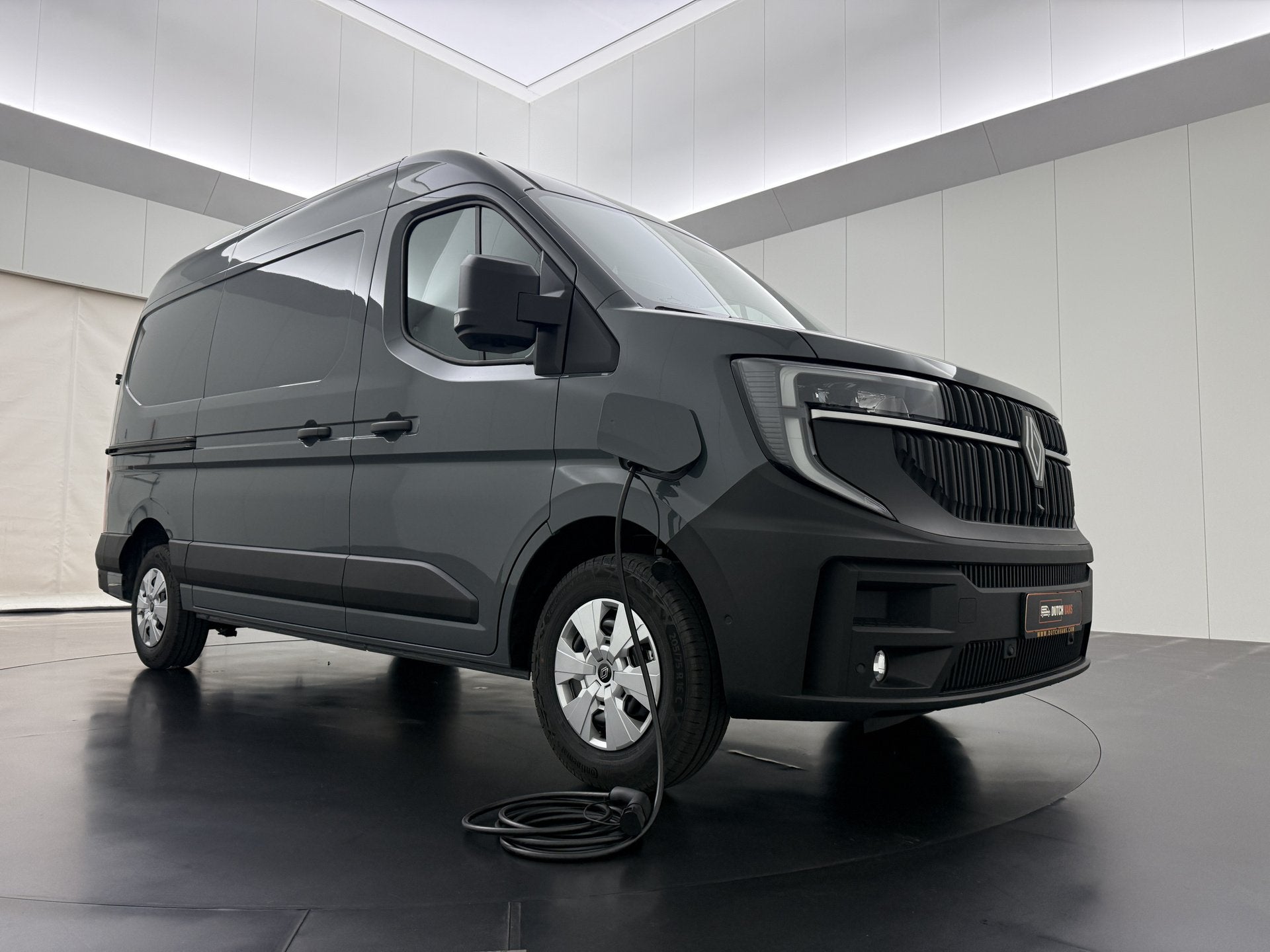 Renault Master E-Tech 87Kwh L2H2 | Zeer Compleet ! | Direct, Auto's, Automaat, Dealer onderhouden, Renault, Elektrisch