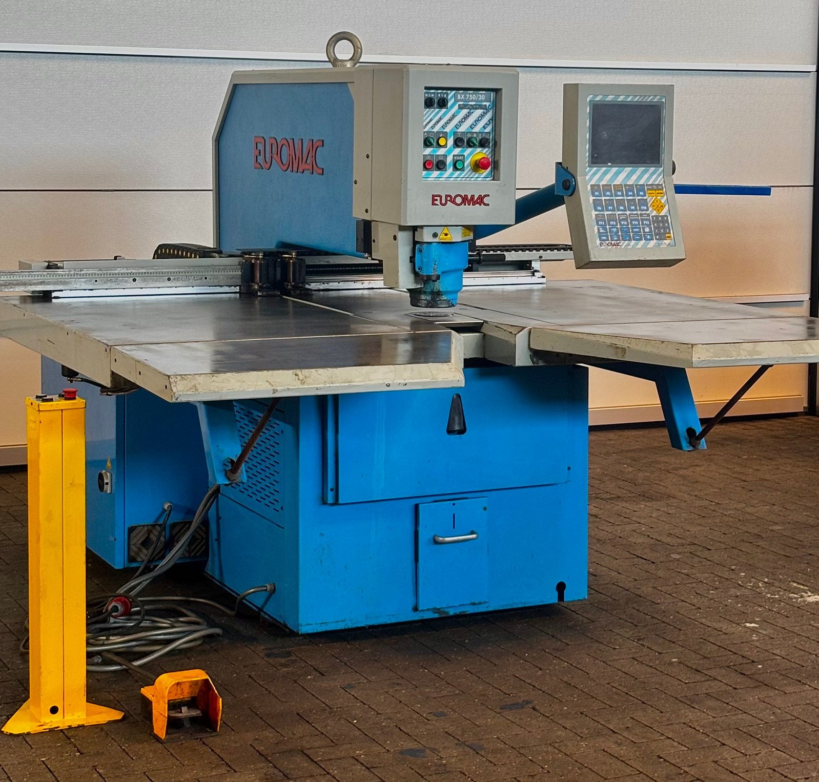 Euromac BX750/30 | CNC Ponsmachine, Ophalen of Verzenden, Gebruikt