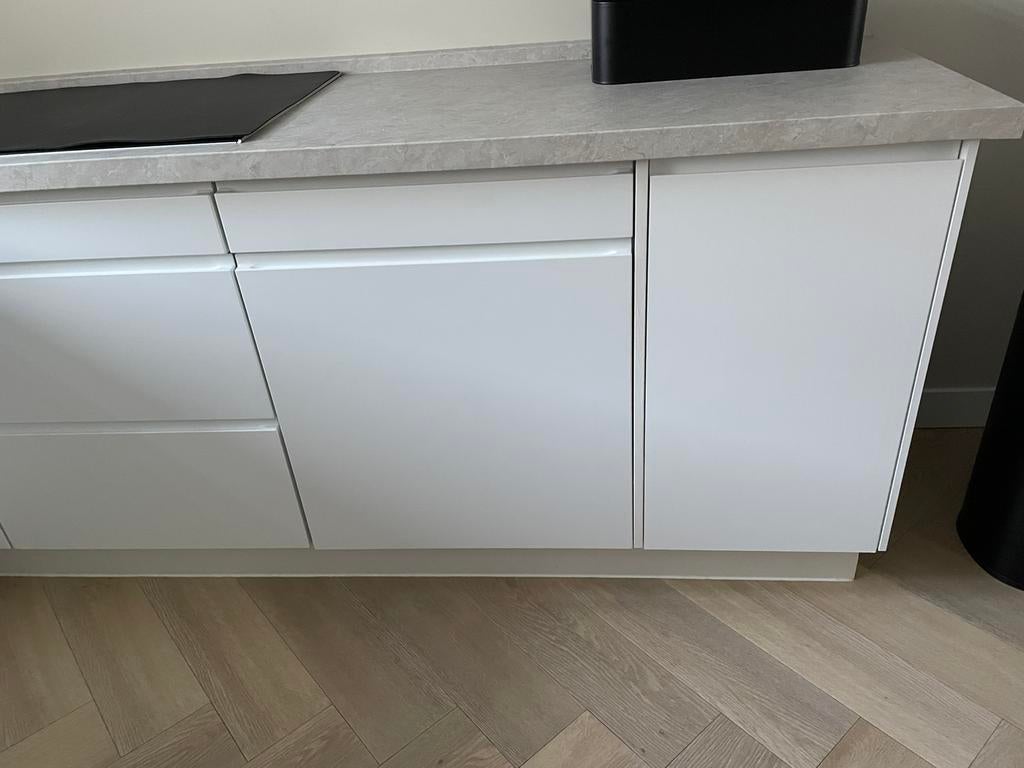 In zeer goede staat witte Brugman keuken, Huis en Inrichting, Ophalen, Zo goed als nieuw, Wit, Enkelwandige keuken