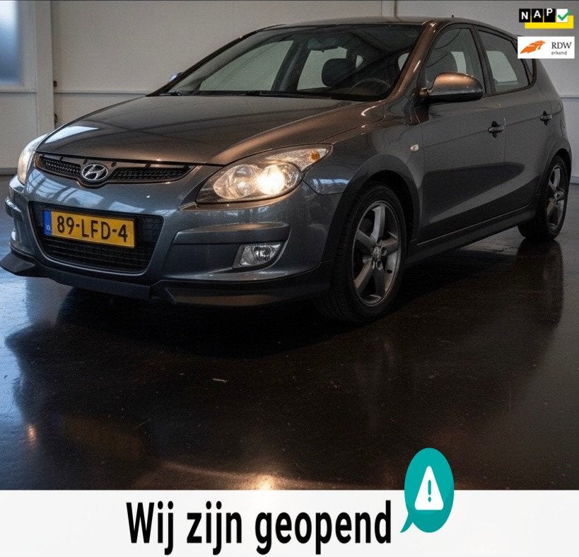 Hyundai I30 1.6i Dynamic Business-airco-elek ramen-1 jaar ap, Auto's, Gebruikt, 1591 cc, 4 cilinders, Origineel Nederlands