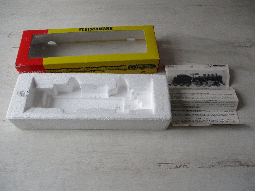 Fleischmann Lege doos br24 016 no 4142, Fleischmann, Ophalen of Verzenden, Zo goed als nieuw, Gelijkstroom