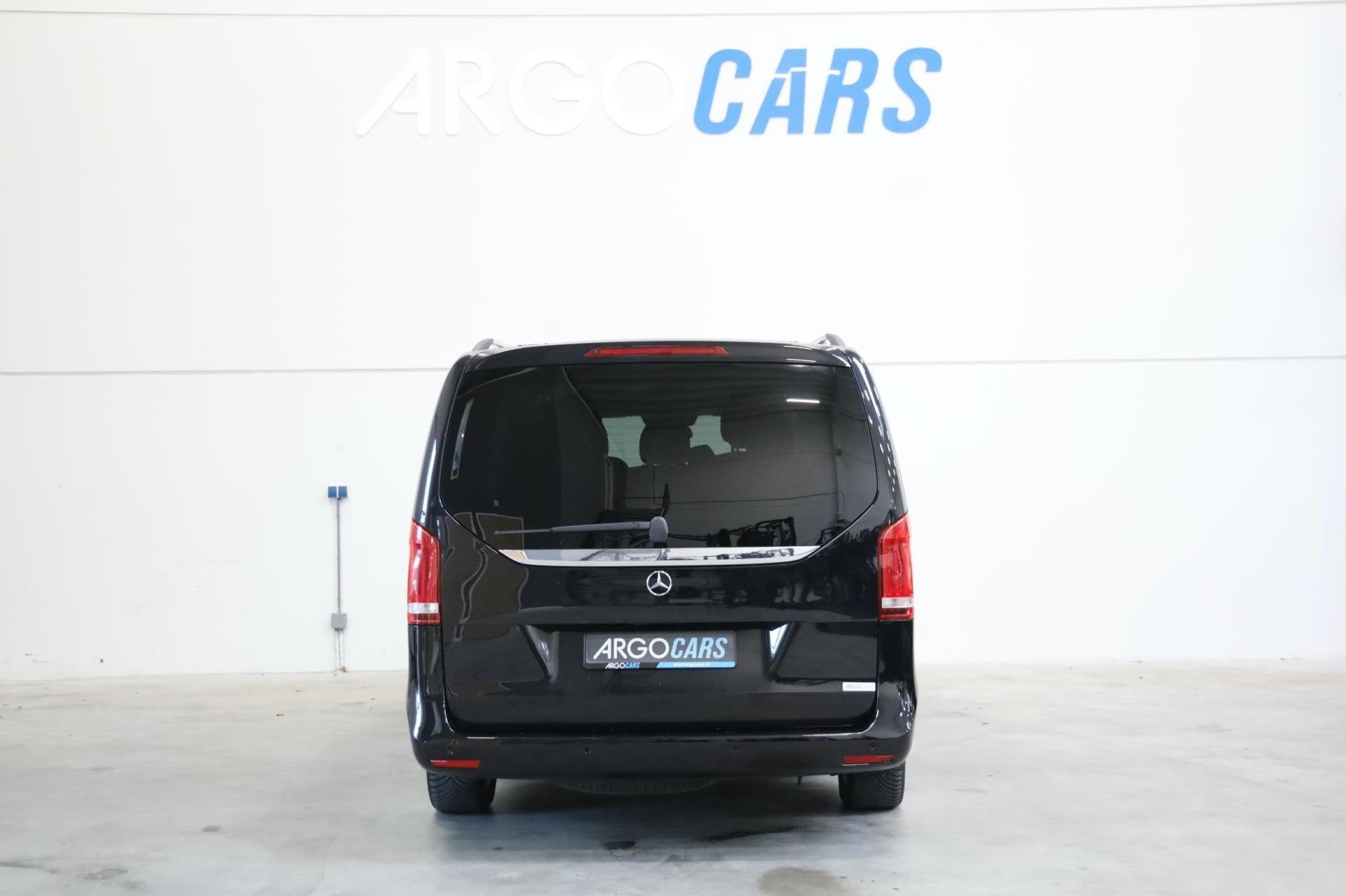 Mercedes-Benz V-klasse V250d AUT 12/2018 LANG GRIJS KENTEKEN, Automaat, Achterwielaandrijving, 2000 kg, Zwart