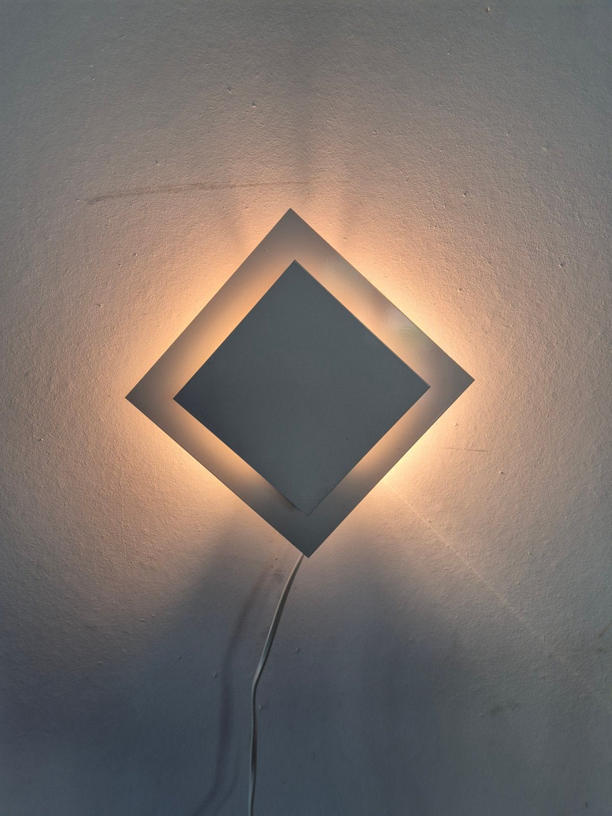 Vintage metalen geometrische wandlamp., Ophalen of Verzenden, Onbekend, Onbekend, Onbekend