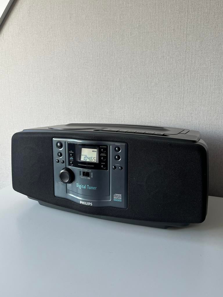 Te koop: Philips AZ8240 Radio-CD-cassettespeler, Audio, Tv en Foto, Radio's, Ophalen of Verzenden, Gebruikt, Radio, Met cd-speler