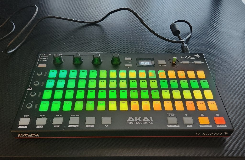 AKAI Fire MIDI Controller, Muziek en Instrumenten, Midi-apparatuur, Ophalen, Gebruikt