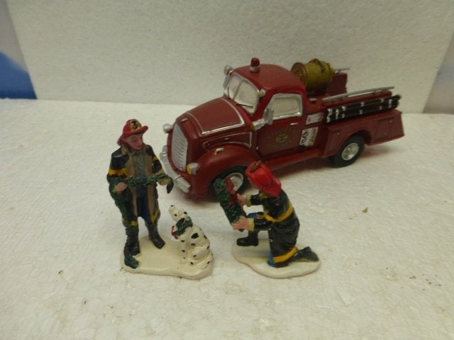 lemax Festide fire engine kerstdorp brandweer poppetjes, Diversen, Ophalen of Verzenden, Zo goed als nieuw