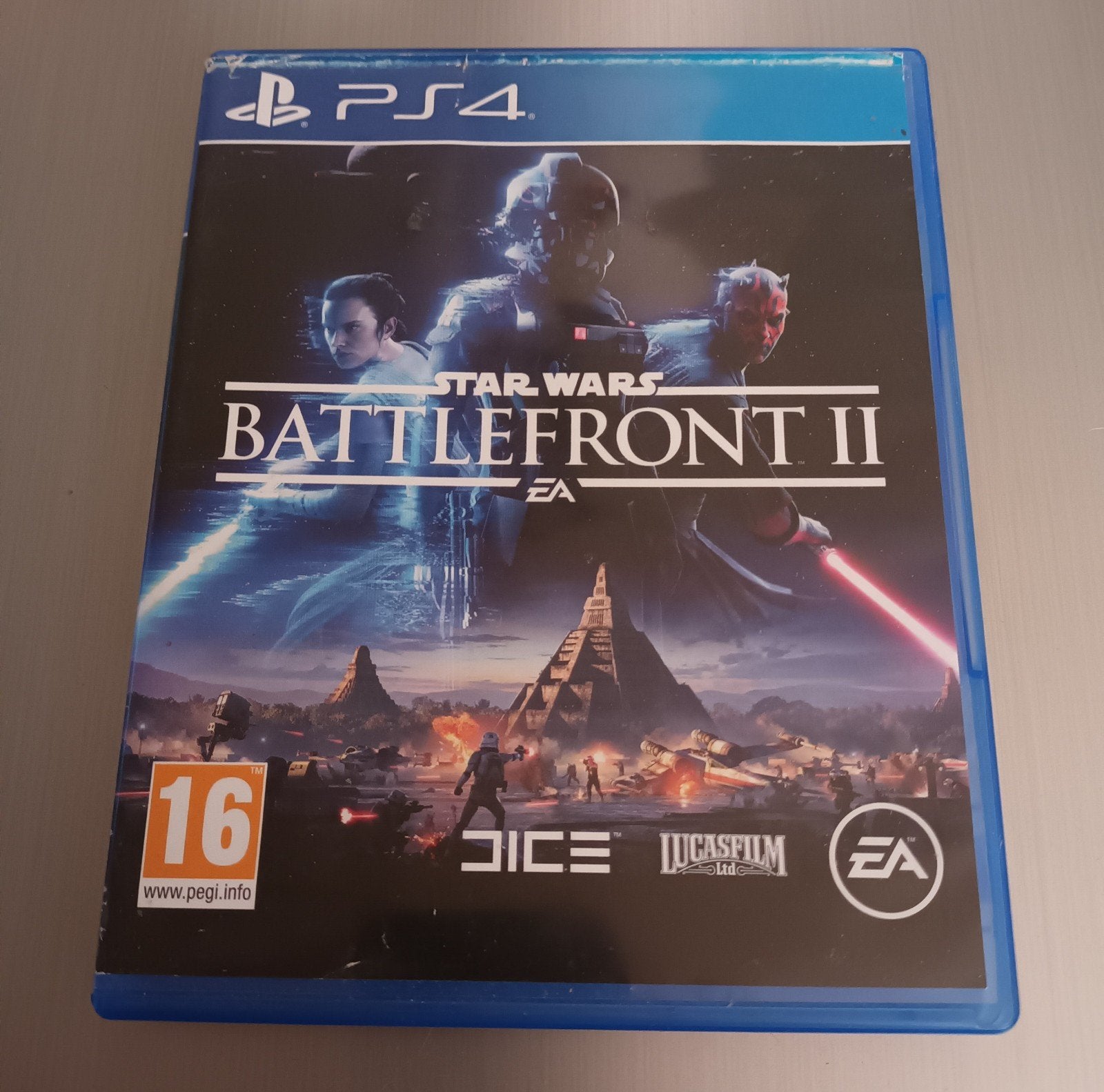 Star Wars Battlefront II PS4 - Zo goed als nieuw, Spelcomputers en Games, Online, Shooter, Ophalen of Verzenden, Zo goed als nieuw