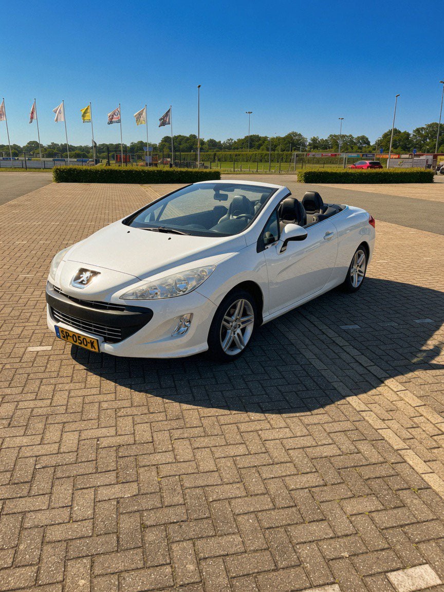 Peugeot 308 1.6 VTI CC 2009 Wit, Auto's, Peugeot, Voorwielaandrijving, Zwart, 4 cilinders, Cabriolet