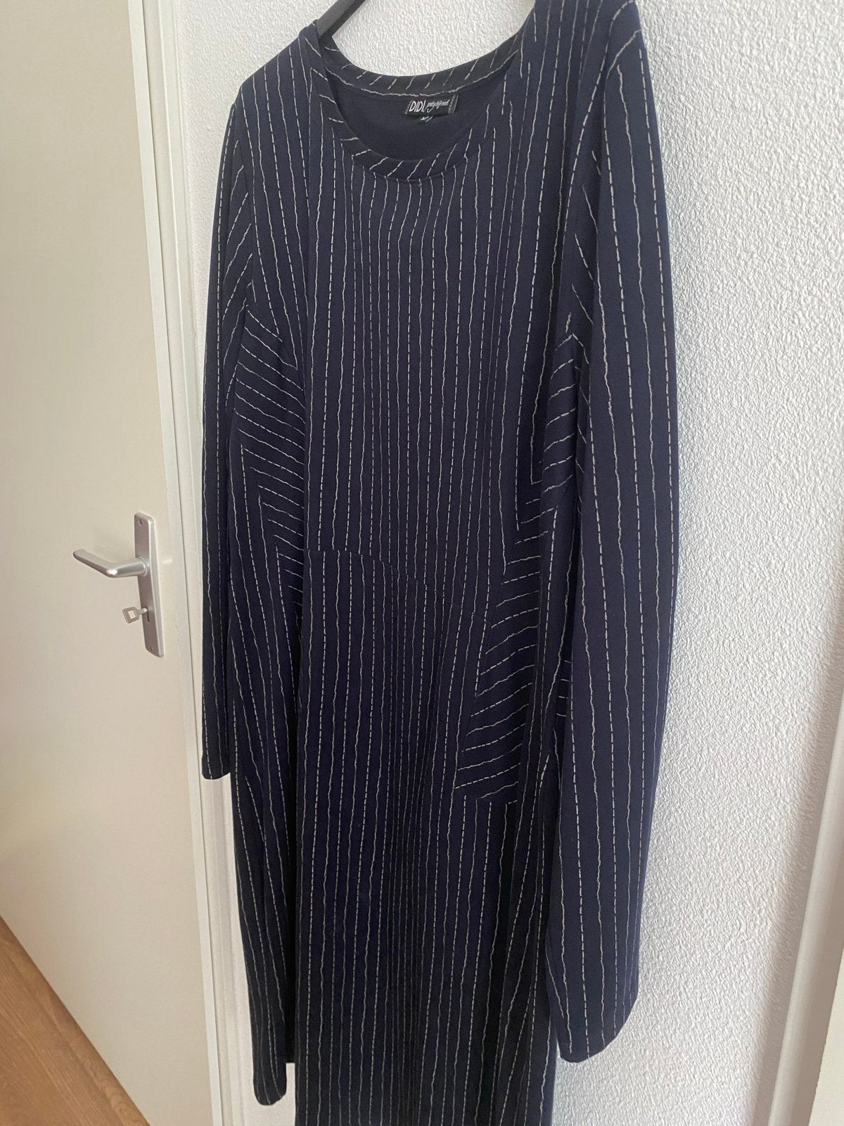 DiDi Donkerblauwe Jurk met Krijtstreep - Maat XL, Blauw, Maat 46/48 (XL) of groter, Ophalen of Verzenden, Gedragen
