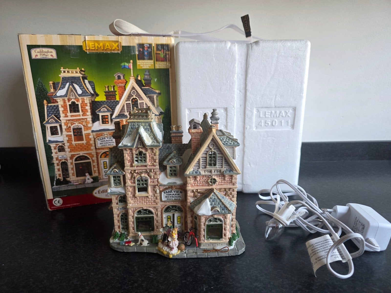 Lemax Retired Park View Grade School kerstdorp huisje, Diversen, Ophalen, Gebruikt