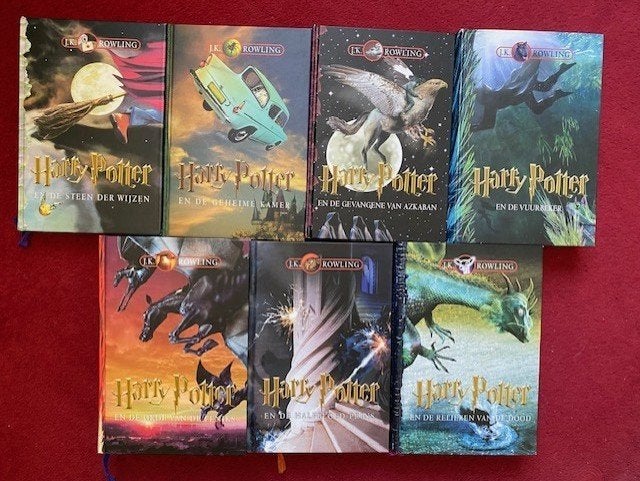 J.K.ROWLING HARRY POTTER DE COMPLETE SERIE IN HET NEDERLANDS, Boeken, Ophalen of Verzenden, Zo goed als nieuw