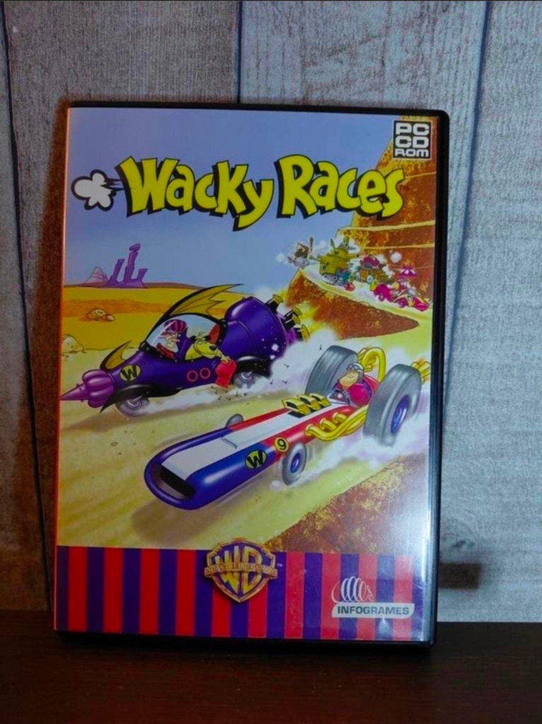 Wacky Races met Dastardly and Mutley (PC Windows 2000), Spelcomputers en Games, Games | Pc, Racen en Vliegen, 2 spelers, Ophalen of Verzenden