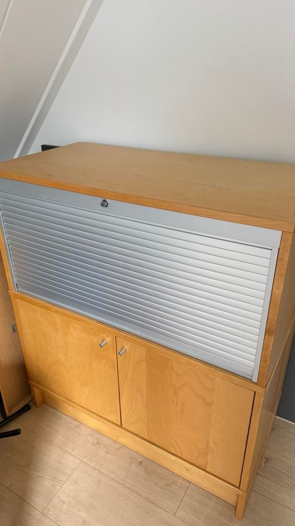 IKEA kantoor kastje met roldeur, Huis en Inrichting, Kasten | Roldeurkasten en Archiefkasten, Ophalen, Gebruikt, Meerdere deuren