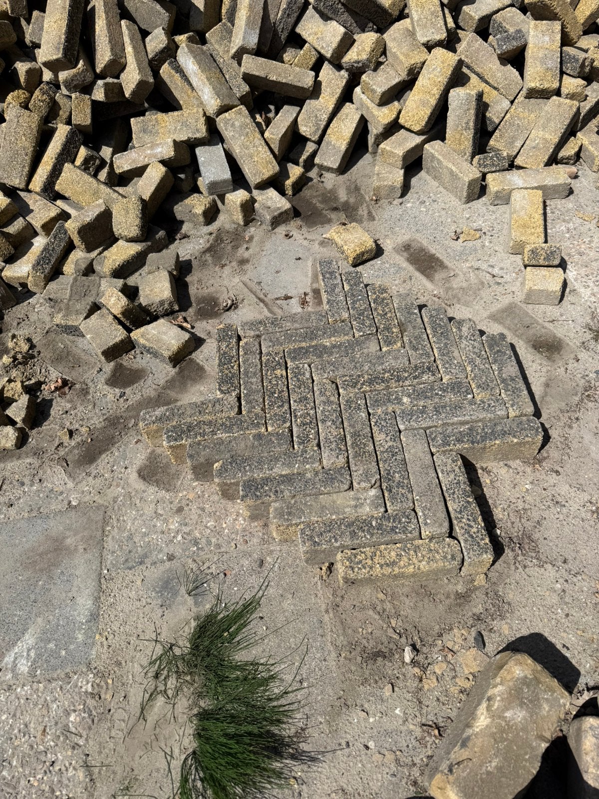 Waalformaat beton klinkers, Ophalen, Zo goed als nieuw, Beton, Klinkers
