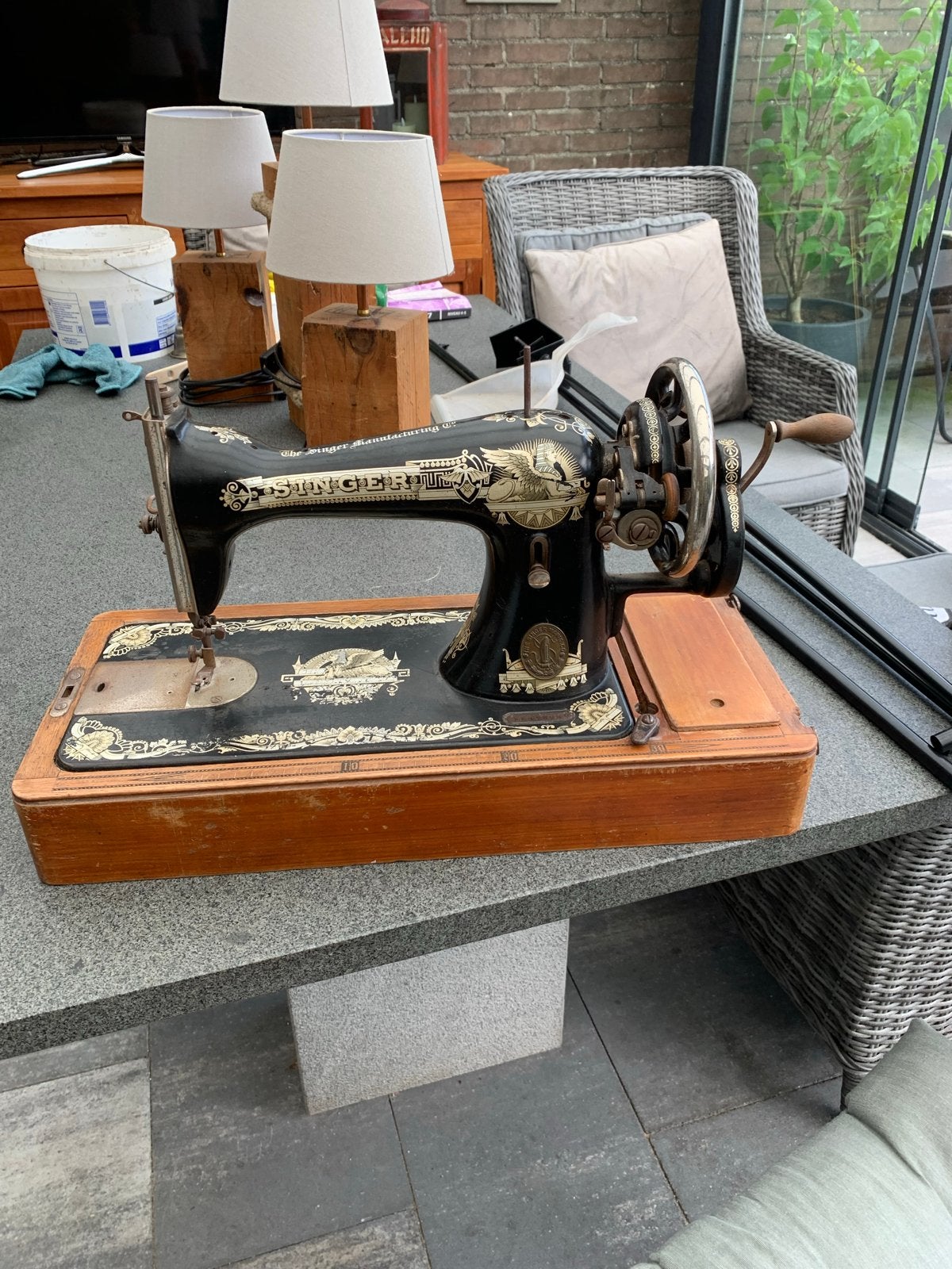 Antieke Singer Naaimachine - Decoratief en Functioneel, Ophalen