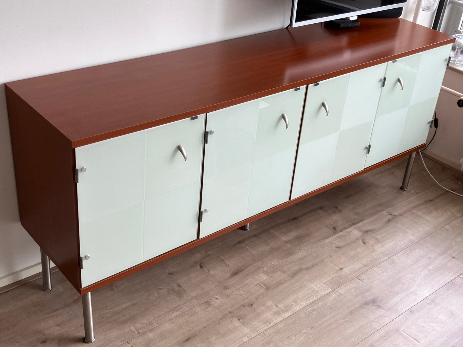 Dressoir Romico Design, 150 tot 200 cm, Ophalen of Verzenden, 25 tot 50 cm, Gebruikt