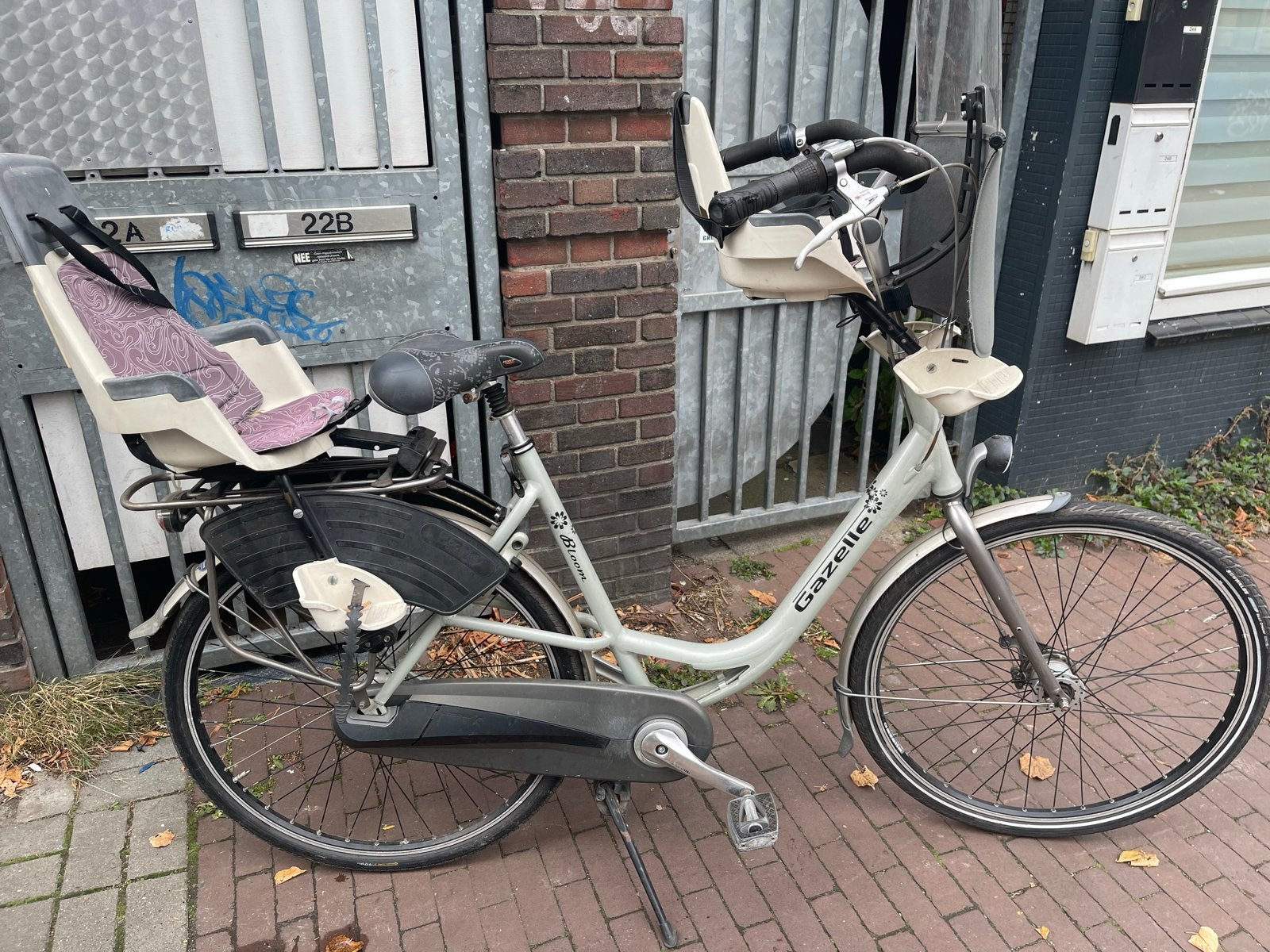 Gazelle Moederfiets 28 inch met 2 kinderzitjes en 7 versn., 2 zitjes, Versnellingen, Ophalen of Verzenden, Zo goed als nieuw