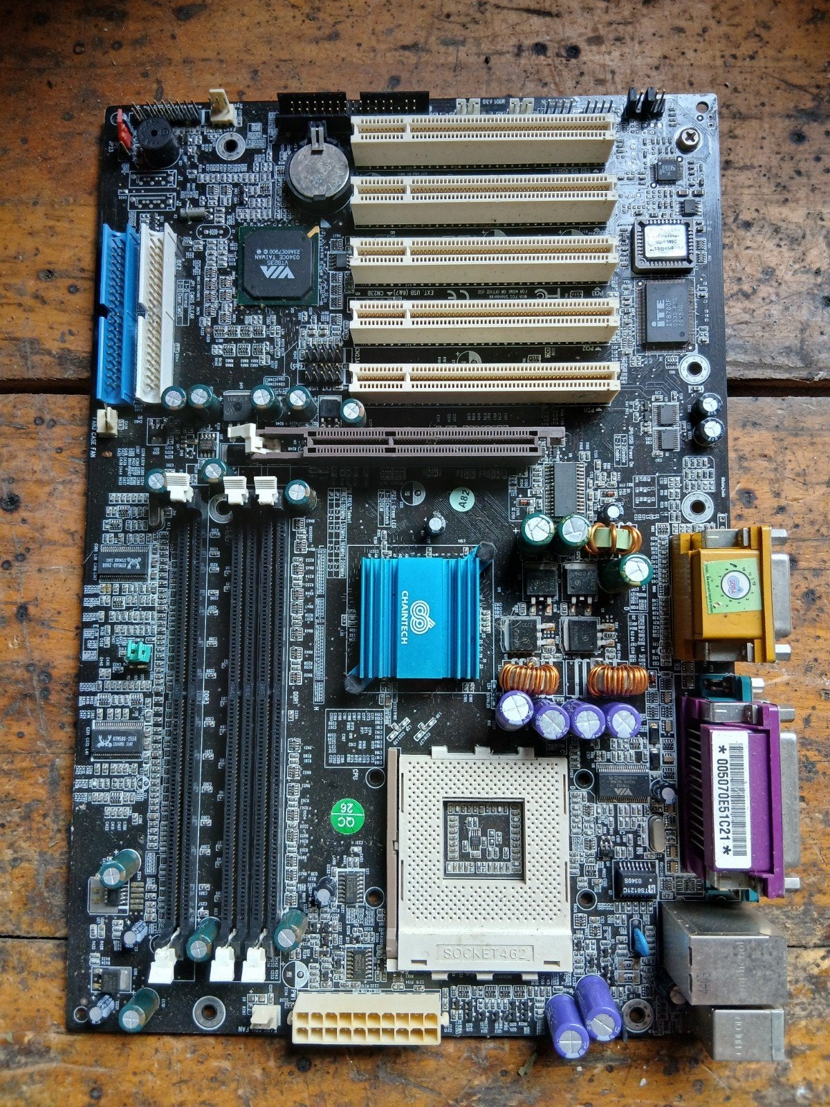 Chaintech CT-7VJL5 Moederbord Socket 462 DDR, Gebruikt, Socket 462, Onbekend, Ophalen of Verzenden