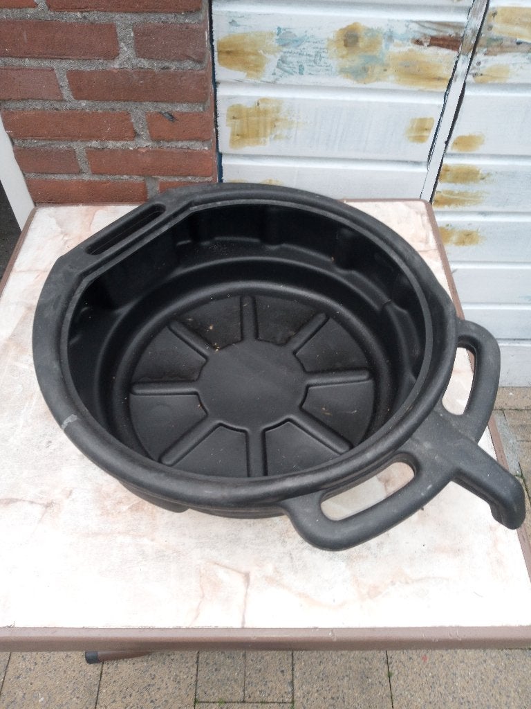 olie opvangbak met een schenktuit, Auto diversen, Ophalen of Verzenden, Gebruikt