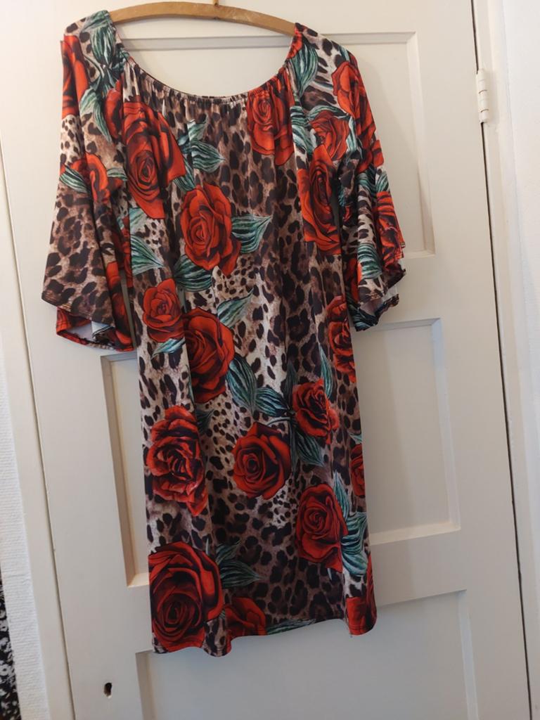 Leopardprint jurk met rode rozen, Ophalen of Verzenden