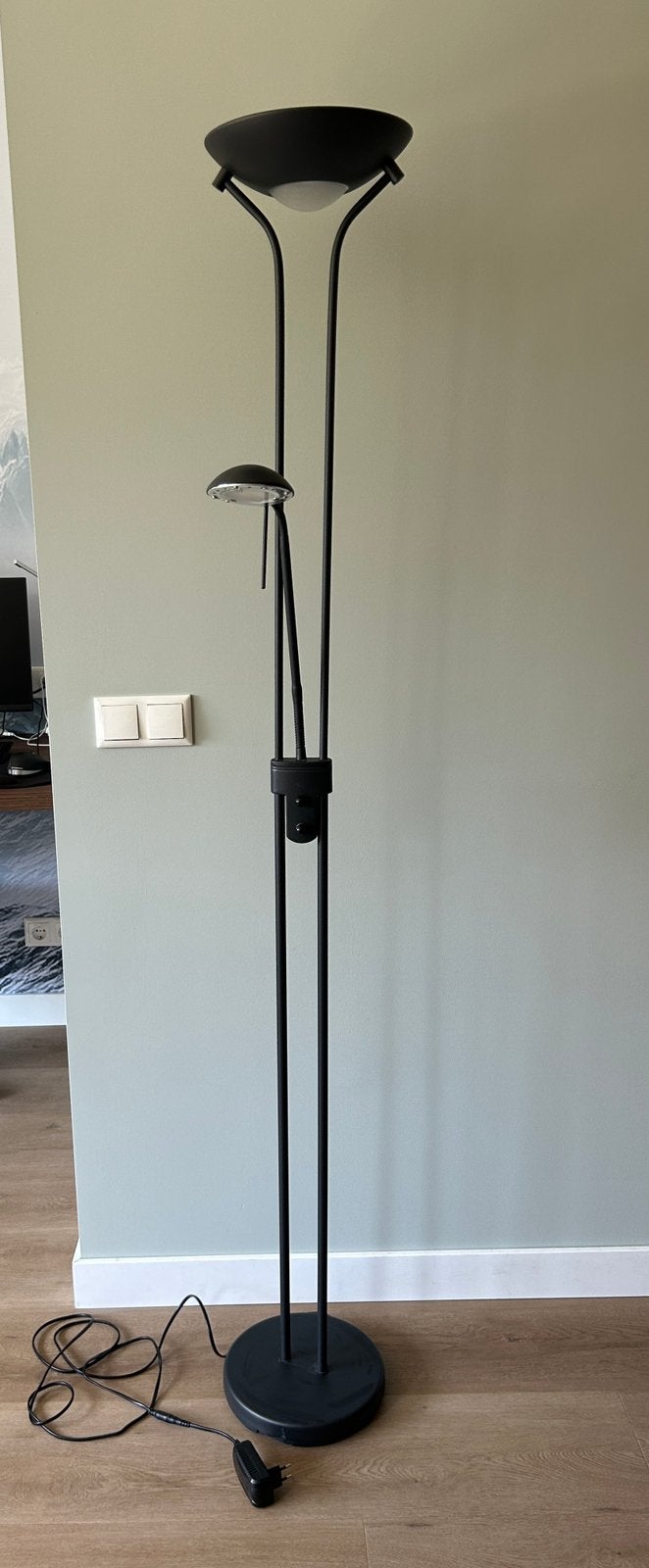 Vloerlamp zwart met leeslamp incl. LED en dimmer, Ophalen, Zo goed als nieuw, 150 tot 200 cm