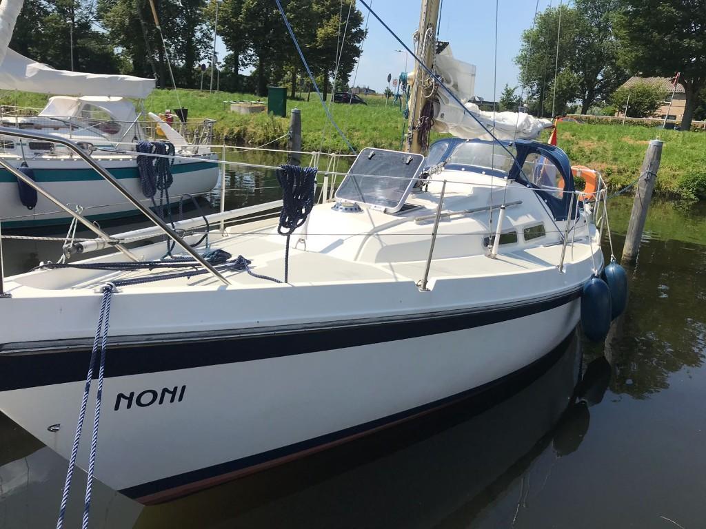 Contest 28, 9 m, Gebruikt, Binnenboordmotor, Tourjacht of cruiser