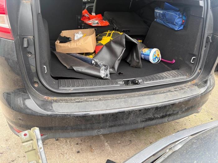 Achterbumper van een Ford C-Max (JE), Gebruikt, -, -, Ford