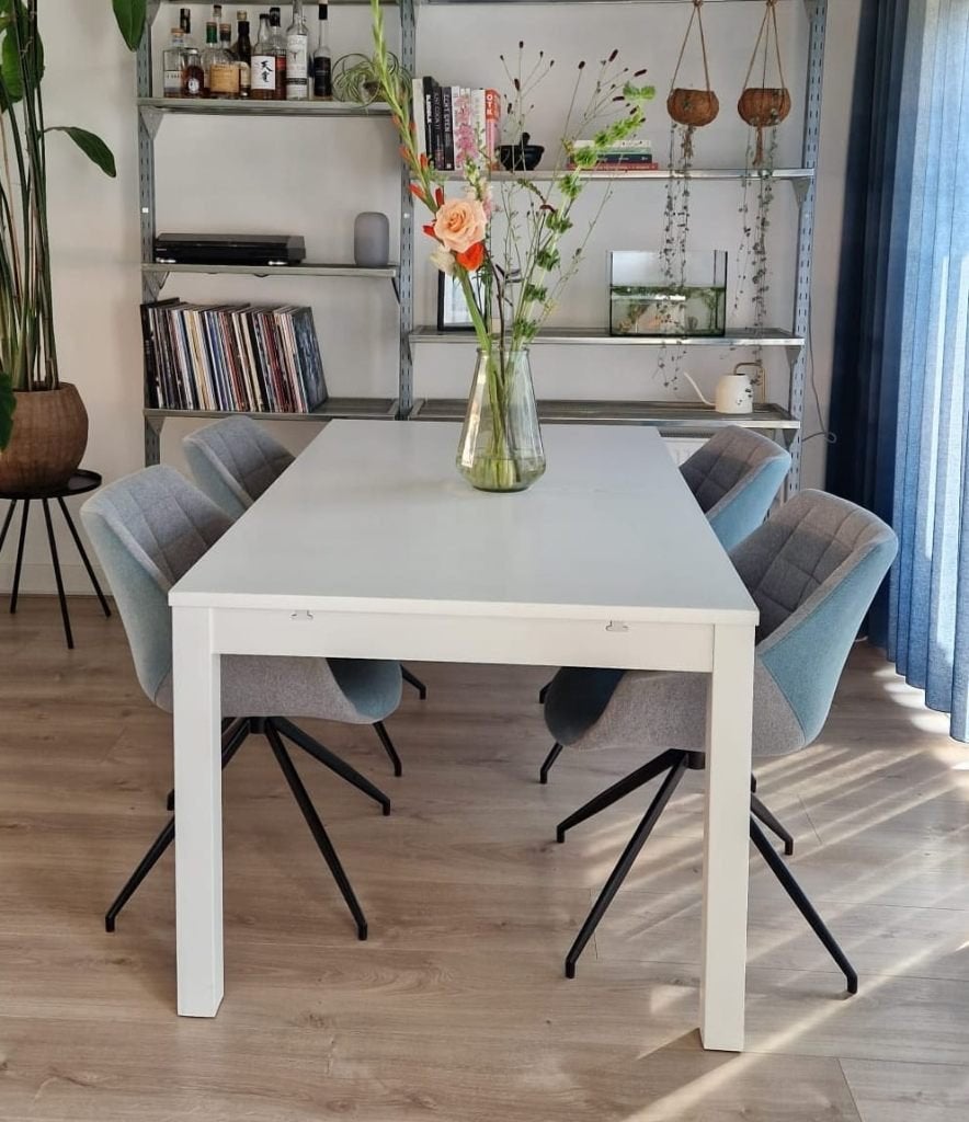 Gratis IKEA uitschuifbare eettafel, Huis en Inrichting, Tafels | Eettafels, Ophalen, Gebruikt, 50 tot 100 cm, Vijf personen of meer