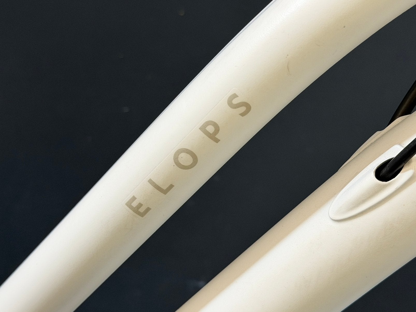 Trendy Elops damesfiets + Middenmotor + schijfrem, Overige merken, Verzenden, Versnellingen, Zo goed als nieuw