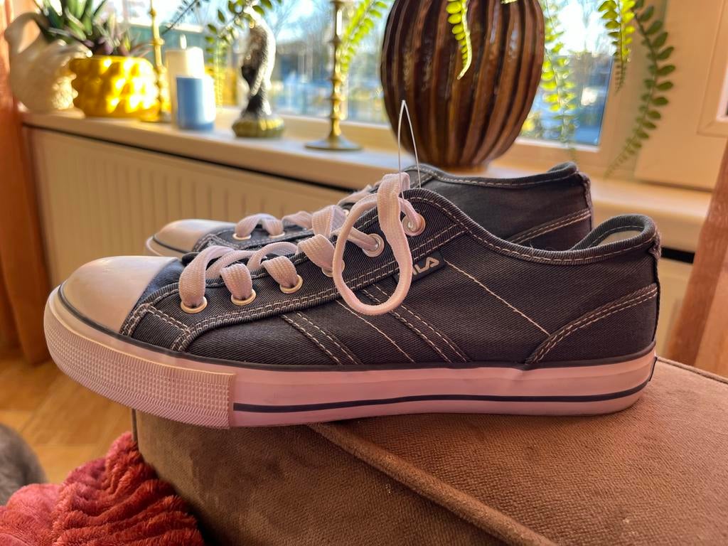 Fila sneakers maat 39, Blauw, Ophalen of Verzenden, Sneakers of Gympen, Zo goed als nieuw