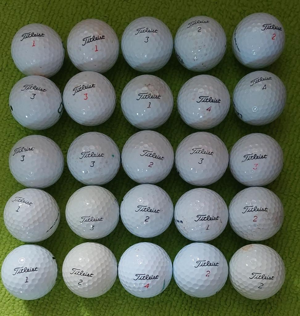 25 Titleist golfballen., Ophalen of Verzenden, Bal(len)