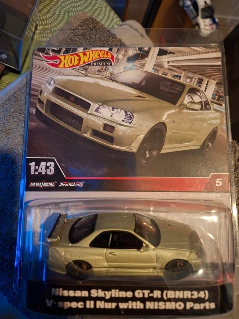 Hotwheels premium nissan skyline GT-R 1:43, Ophalen of Verzenden, Nieuw, Auto