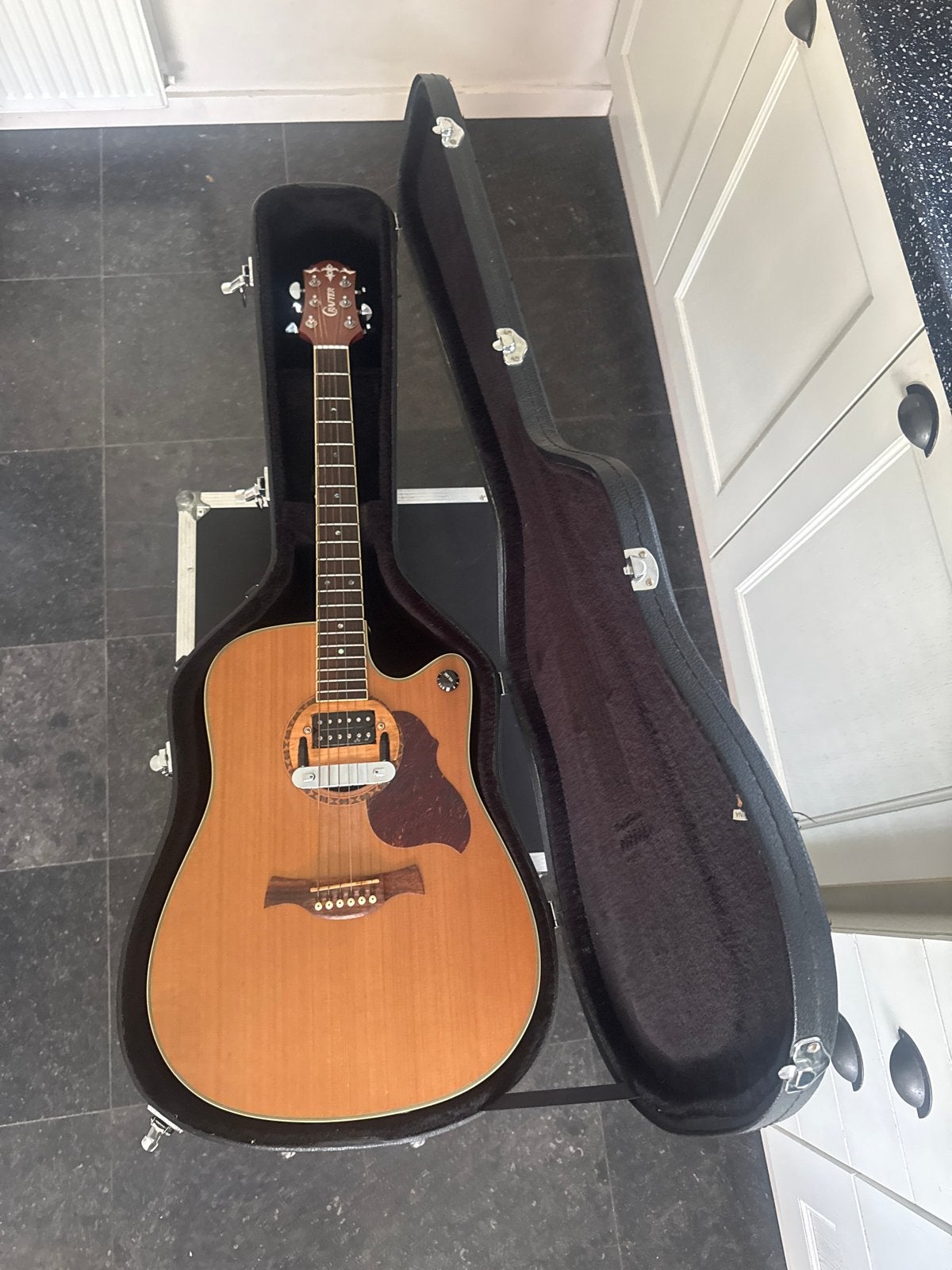 Crafter "The Beast" One-Man-Band Gitaar met Meerdere Outputs, Ophalen of Verzenden, Gebruikt, Western- of Steelstringgitaar, Met (piezo-)element