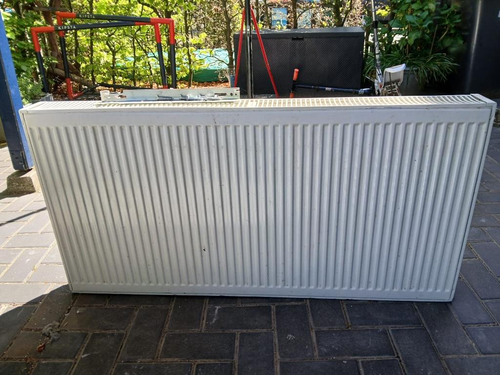 Radiotor 120 x 59 x 10 cm, Doe-het-zelf en Verbouw, Verwarming en Radiatoren, Ophalen, 30 tot 80 cm, Gebruikt, Overige typen